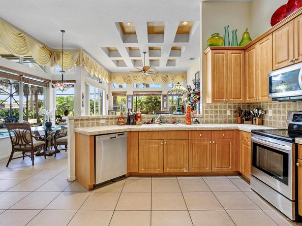 1815 Waldorf Drive, Royal Palm Beach FL 33411
