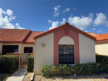 84 Centennial Ct