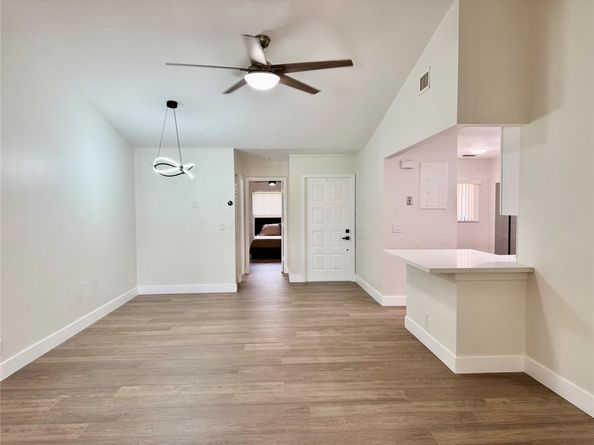 84 Centennial Ct, Deerfield Beach FL 33442