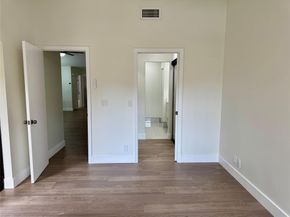 84 Centennial Ct, Deerfield Beach FL 33442