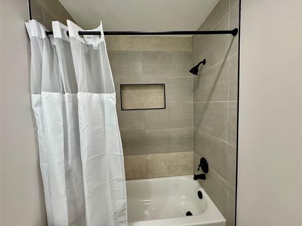 84 Centennial Ct, Deerfield Beach FL 33442
