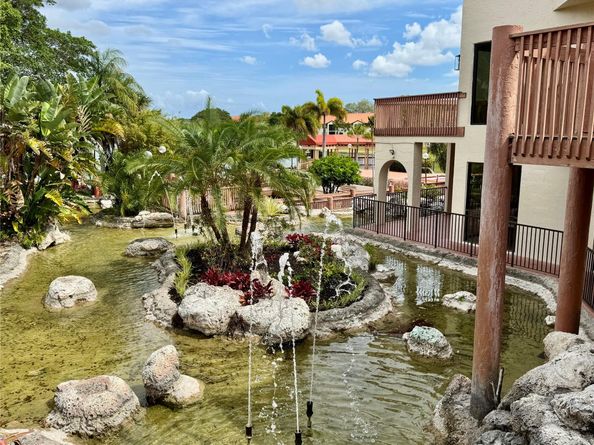 84 Centennial Ct, Deerfield Beach FL 33442