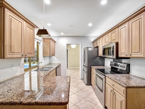 4300 NE 21st Ave, Fort Lauderdale FL 33308