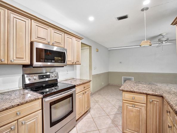 4300 NE 21st Ave, Fort Lauderdale FL 33308