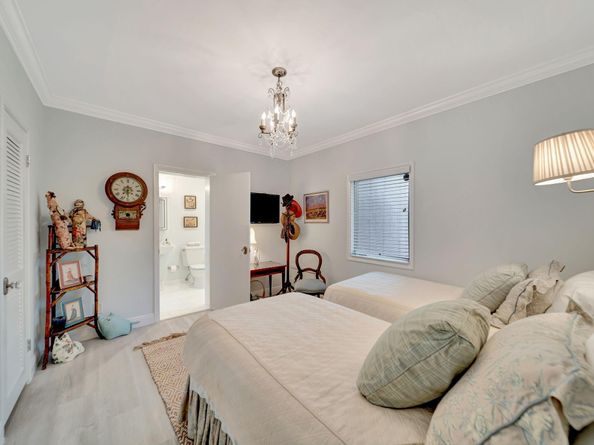 1109 SE 11th Ct, Fort Lauderdale FL 33316