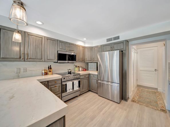 1109 SE 11th Ct, Fort Lauderdale FL 33316