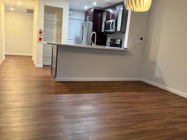 9480 Poinciana Pl 410, Davie FL 33324
