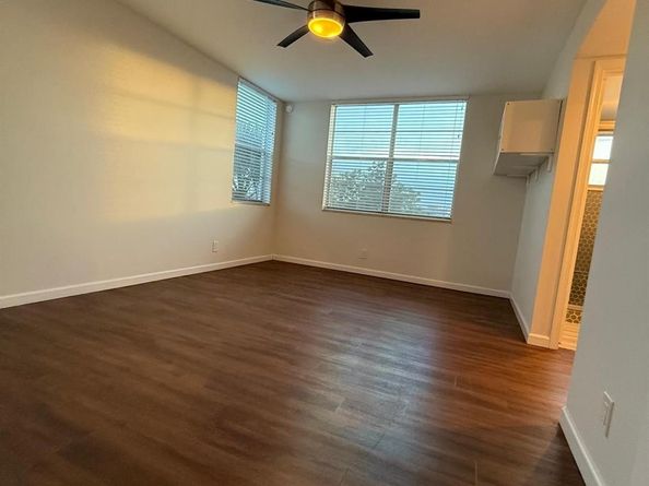 9480 Poinciana Pl 410, Davie FL 33324