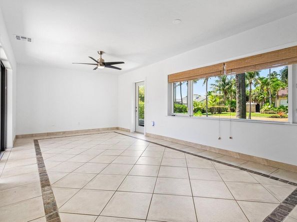517 29th Street, West Palm Beach FL 33407