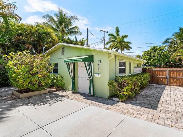 517 29th Street, West Palm Beach FL 33407