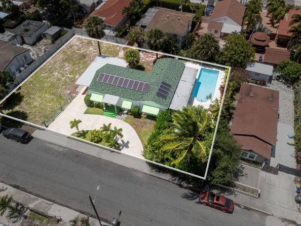 815 Green Street, West Palm Beach FL 33405