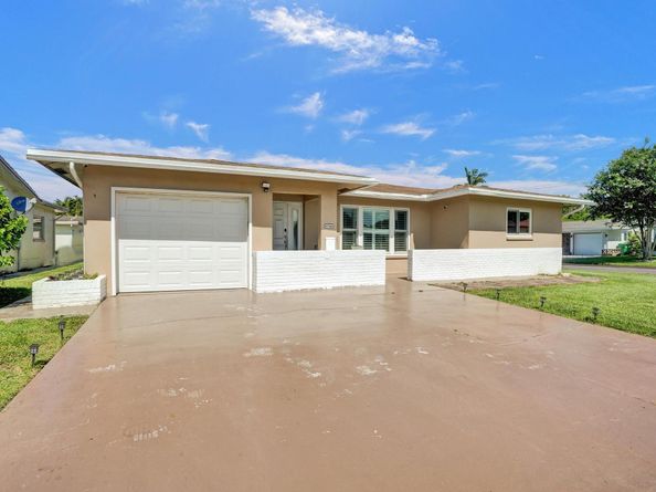 5706 NW 65th Way, Tamarac FL 33321