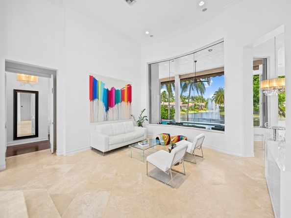 731 Coconut Palm Ter, Plantation FL 33324
