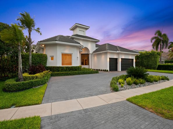 731 Coconut Palm Ter, Plantation FL 33324