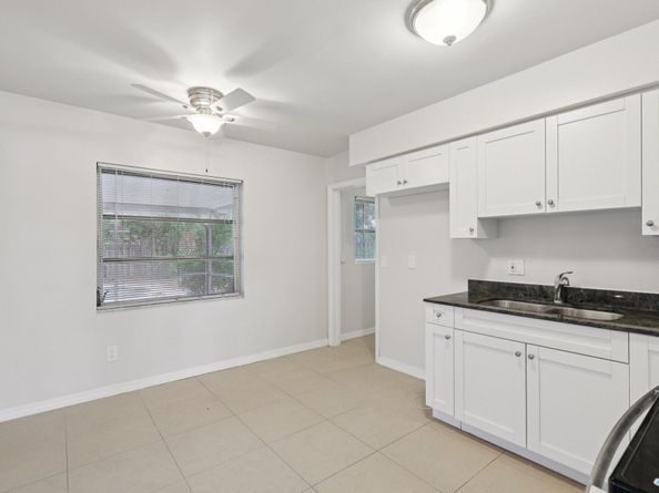 58 SW 12th Ave, Boca Raton FL 33486