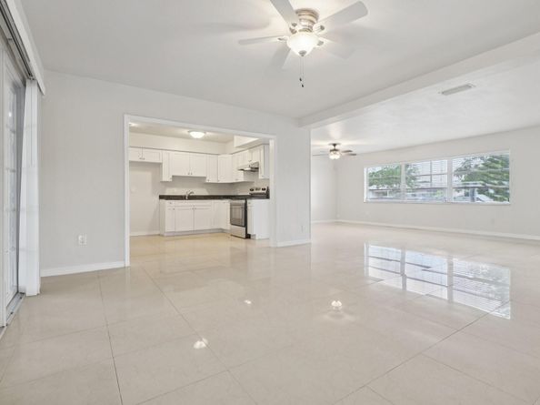 58 SW 12th Ave, Boca Raton FL 33486