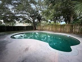 58 SW 12th Ave, Boca Raton FL 33486