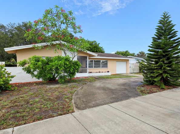 58 SW 12th Ave, Boca Raton FL 33486