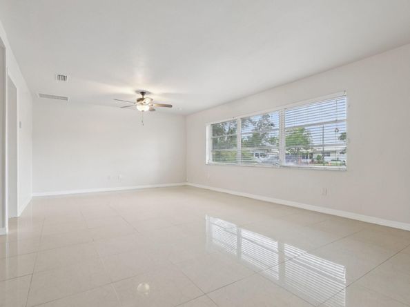 58 SW 12th Ave, Boca Raton FL 33486