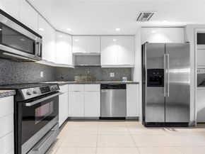 535 Oaks Dr 508, Pompano Beach FL 33069