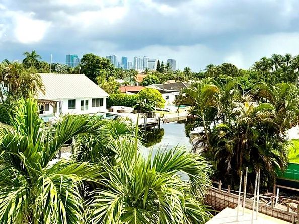 1205 Avocado Isle, Fort Lauderdale FL 33315