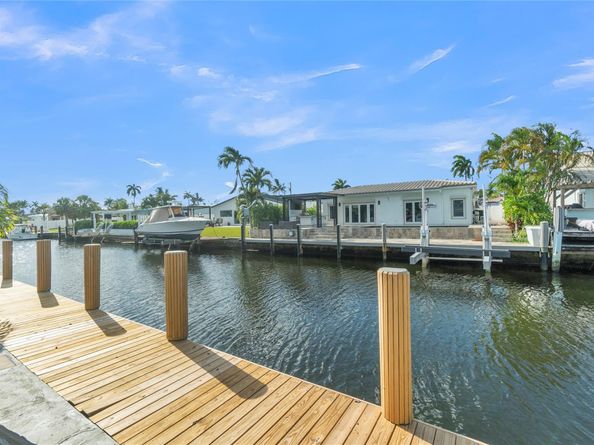 1205 Avocado Isle, Fort Lauderdale FL 33315