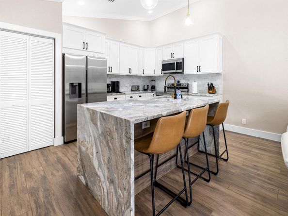 1672 Hawthorne Place, Wellington FL 33414
