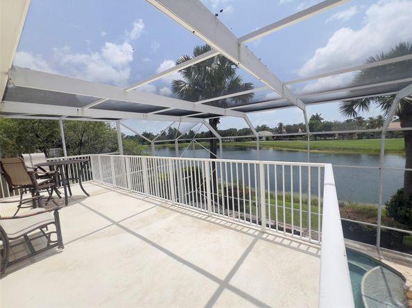 1423 SW 158th Ave, Pembroke Pines FL 33027