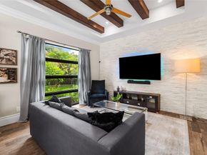 7544 NW 47th Dr, Coral Springs FL 33067