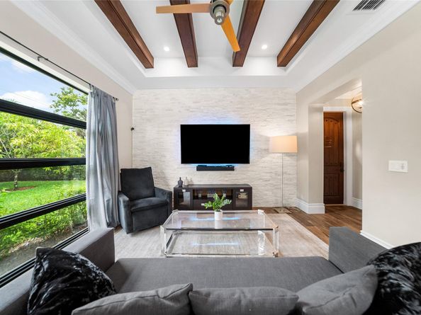 7544 NW 47th Dr, Coral Springs FL 33067