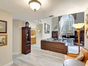 2811 Montevideo Ave, Hollywood FL 33026