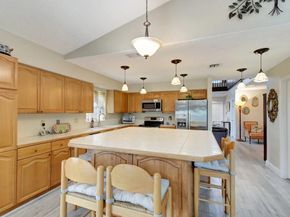 2811 Montevideo Ave, Hollywood FL 33026