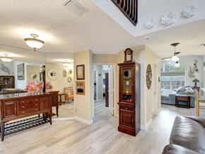 2811 Montevideo Ave, Hollywood FL 33026