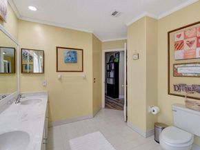 2811 Montevideo Ave, Hollywood FL 33026