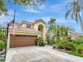 2811 Montevideo Ave, Hollywood FL 33026