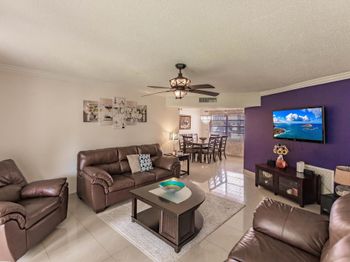 4270 NW 40th Street