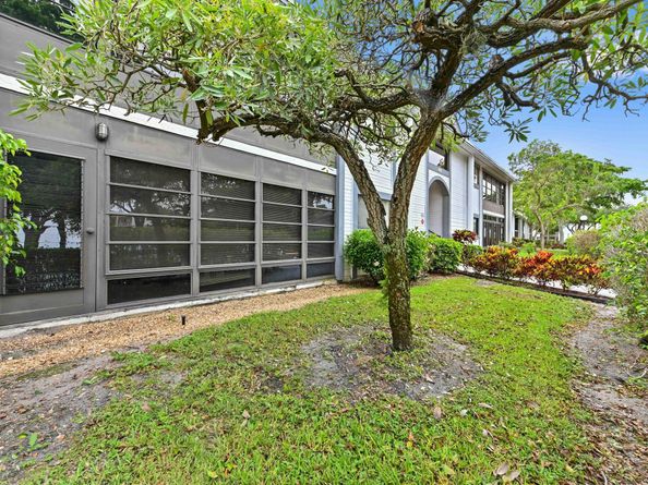 15445 Lakes Of Delray Boulevard 105, Delray Beach FL 33484