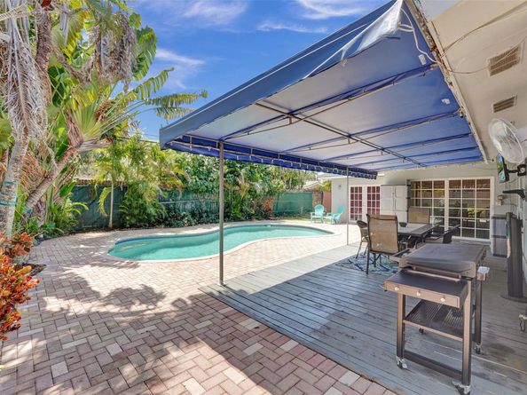 2050 NE 53rd St, Fort Lauderdale FL 33308