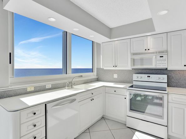 1360 S Ocean Boulevard 2508, Pompano Beach FL 33062