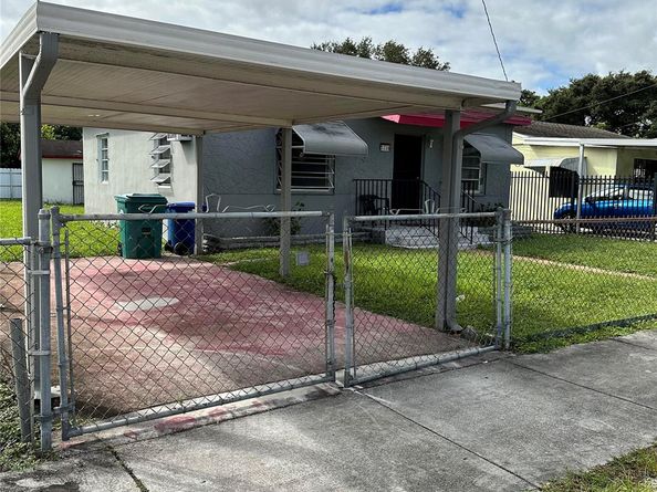 3238 NW 50th St, Miami FL 33142