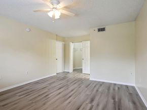 5051 Wiles Rd 201, Coconut Creek FL 33073