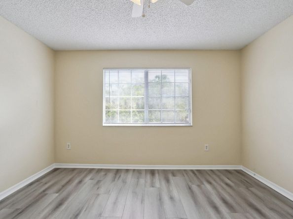 5051 Wiles Rd 201, Coconut Creek FL 33073