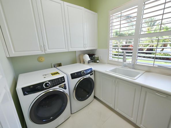 147 Thatch Palm Cove, Boca Raton FL 33432