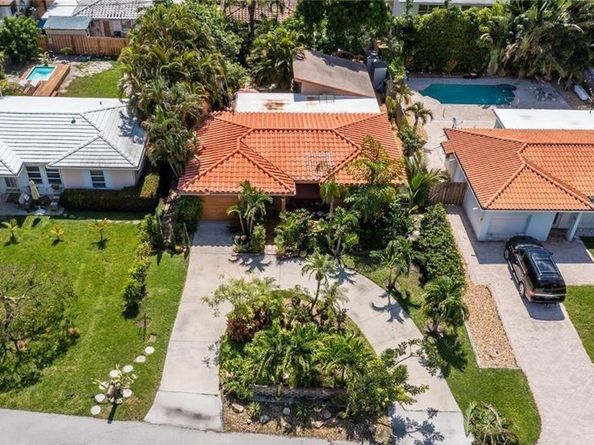 300 S Riverside Dr, Pompano Beach FL 33062