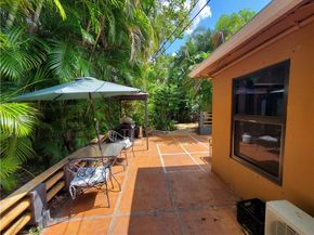 300 S Riverside Dr, Pompano Beach FL 33062