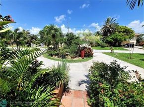 300 S Riverside Dr, Pompano Beach FL 33062