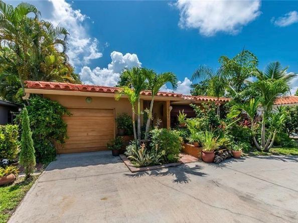 300 S Riverside Dr, Pompano Beach FL 33062
