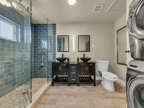 341 NE 49th Street, Oakland Park FL 33334
