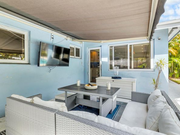 341 NE 49th Street, Oakland Park FL 33334