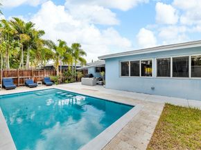 341 NE 49th Street, Oakland Park FL 33334